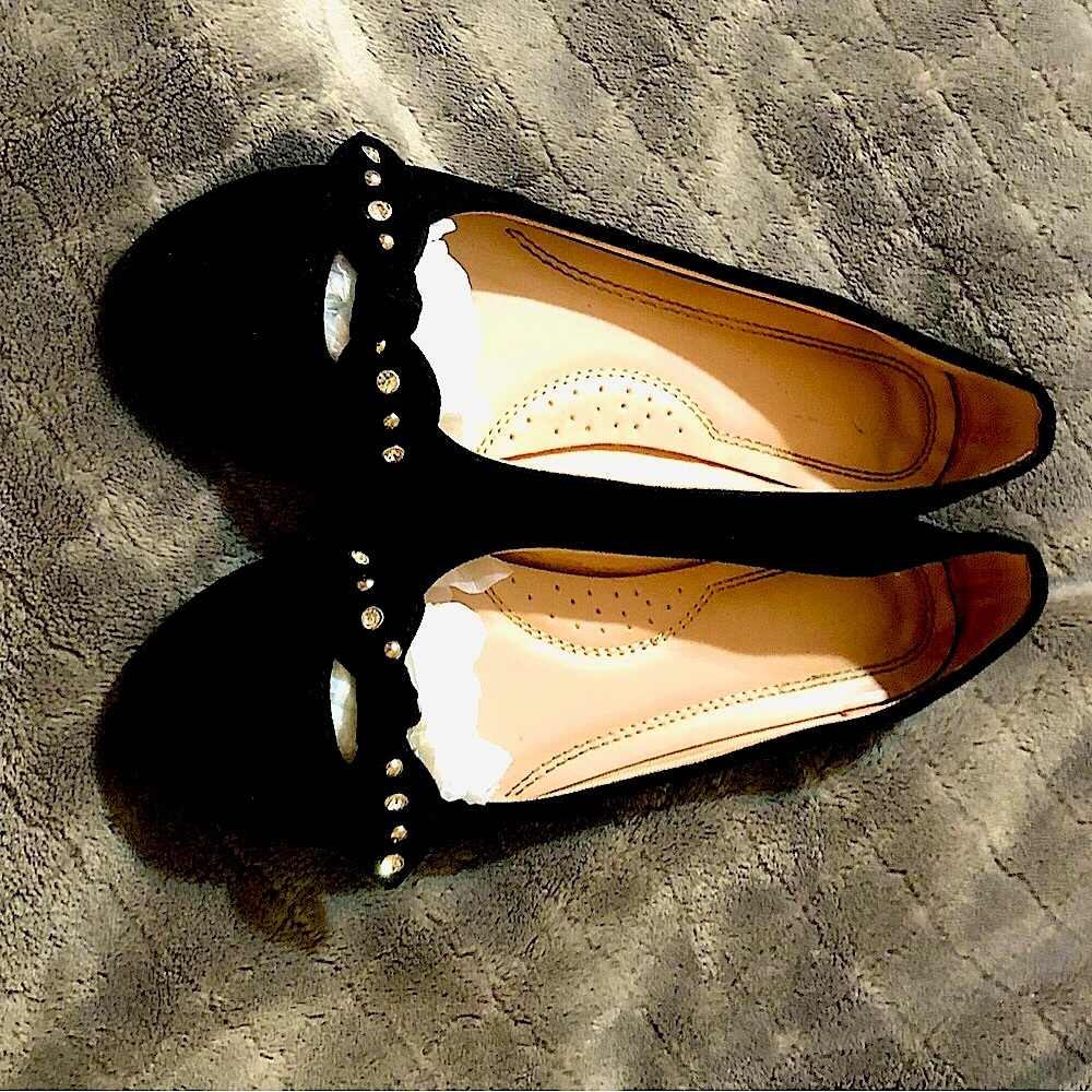 Forever Ballerina Flats Rhinestone Knot Bow Women’s Shoes Size 8 Black Suede
